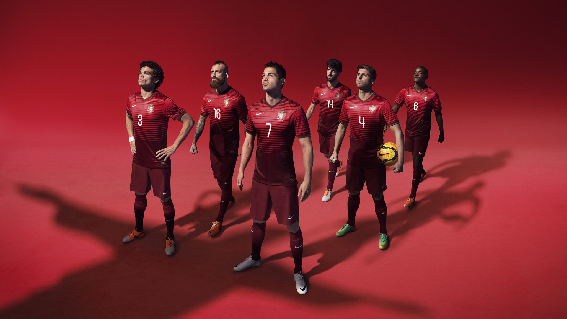 -德甲激烈对抗，球迷留言支持，德甲对抗强吗